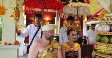 Balinese Trouwceremonie in Villa Sabandari