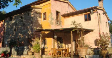 De Gelukkige Ezels - Gli Asini Felici - Logeren bij Taalgenoten in Italië