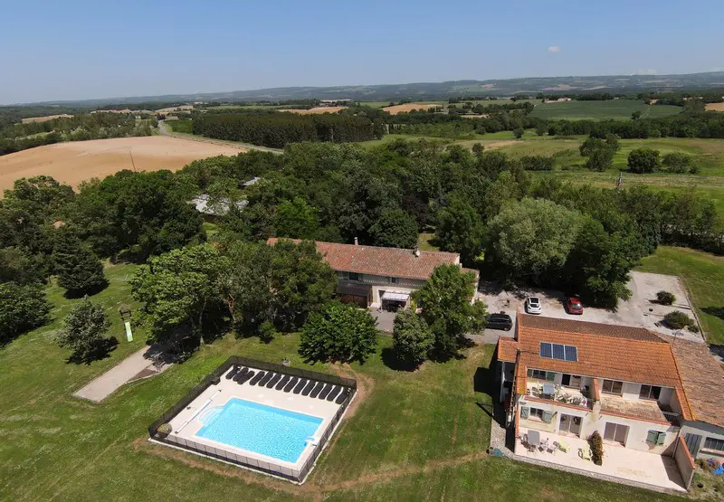 Domein Las Brugues - Logeren bij Belgen in Frankrijk