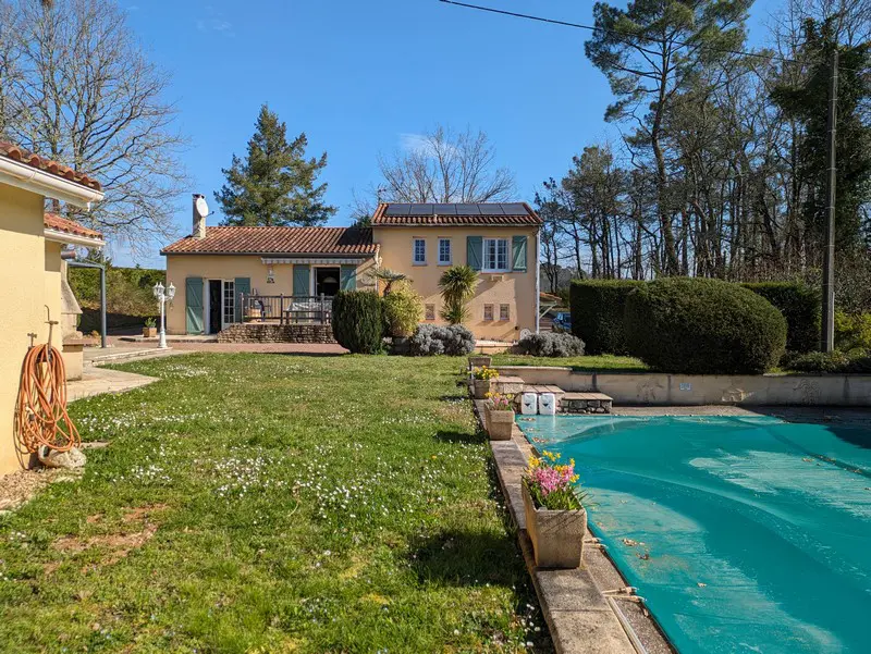 Gîte Le Petit Wren - Logeren bij Landgenoten in Frankrijk