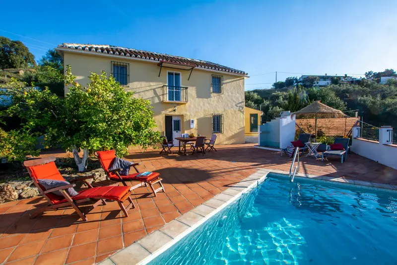 Los Tres Gatos - Logeren bij Landgenoten in Spanje