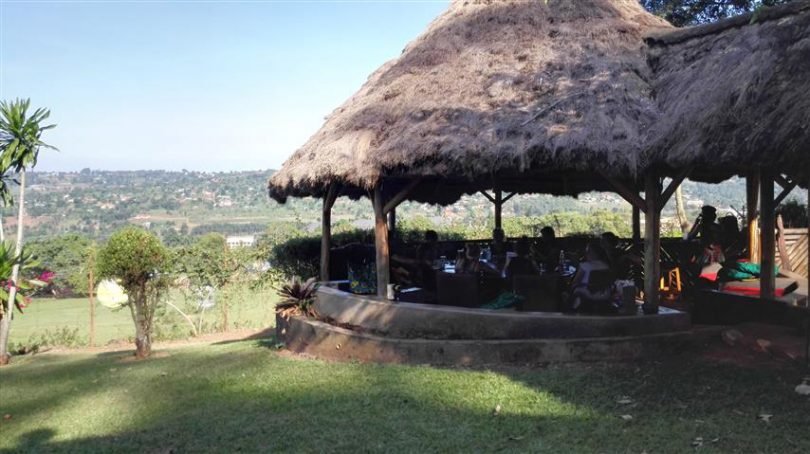 Plot 99 - Coffeehouse & Lounge - Belgen in Oeganda