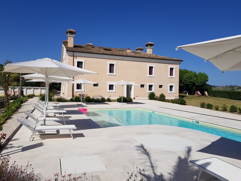 Villa Montefiore Country Resort - Logeren bij Landgenoten in Italië