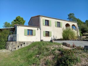 Le Vignal - Logeren bij Landgenoten in Frankrijk (Ardèche)