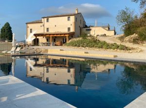 Brezza di Sera Agriturismo - Logeren bij Landgenoten in Italië