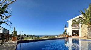 Casa Llobaro - Logeren bij Landgenoten in Spanje
