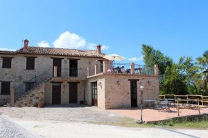 Agriturismo Fontelini - Logeren bij Landgenoten in Italië