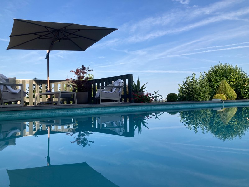 La Ferme Buissonnière - Logeren bij Landgenoten in Frankrijk