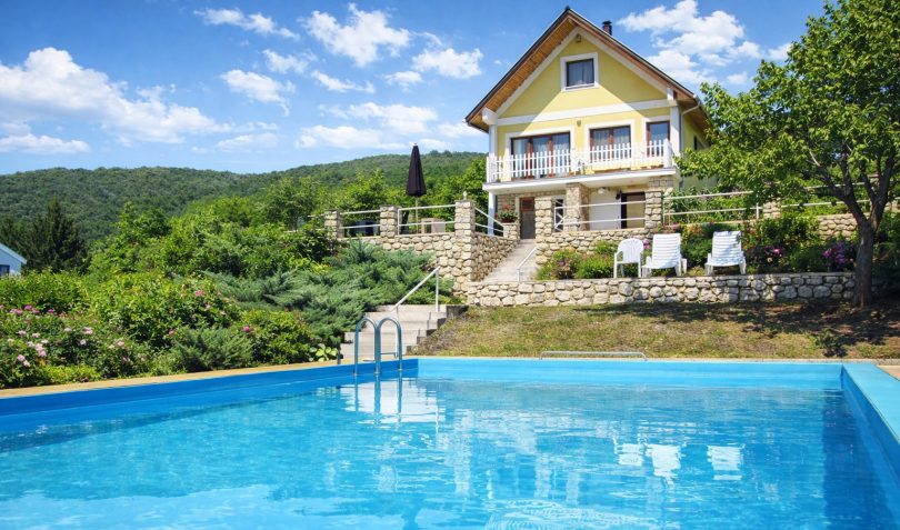 Sumeg Panorama Villa - Logeren bij Landgenoten in Hongarije