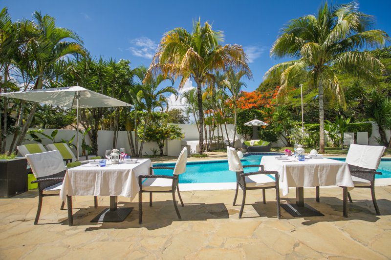 Casa Veintiuno Restaurant